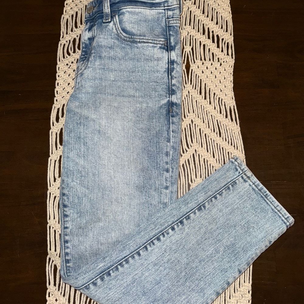 Willow & Root Women’s Mom Jeans